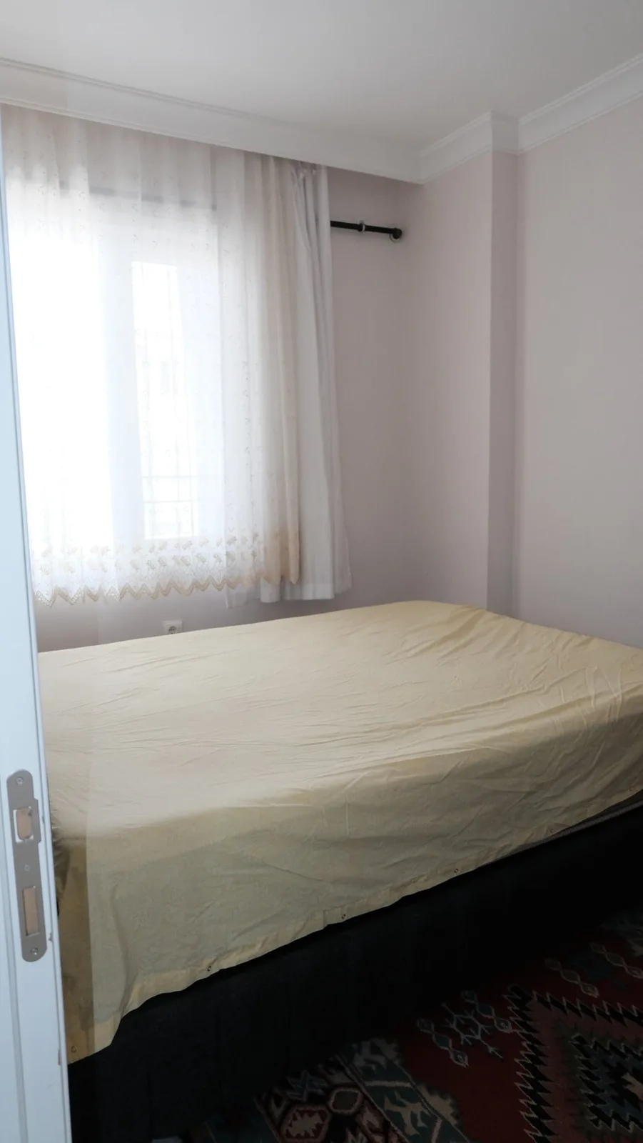 Tabduk Emre Mahallesinde 1+1 Satılık Eşyalı Fırsat Apart