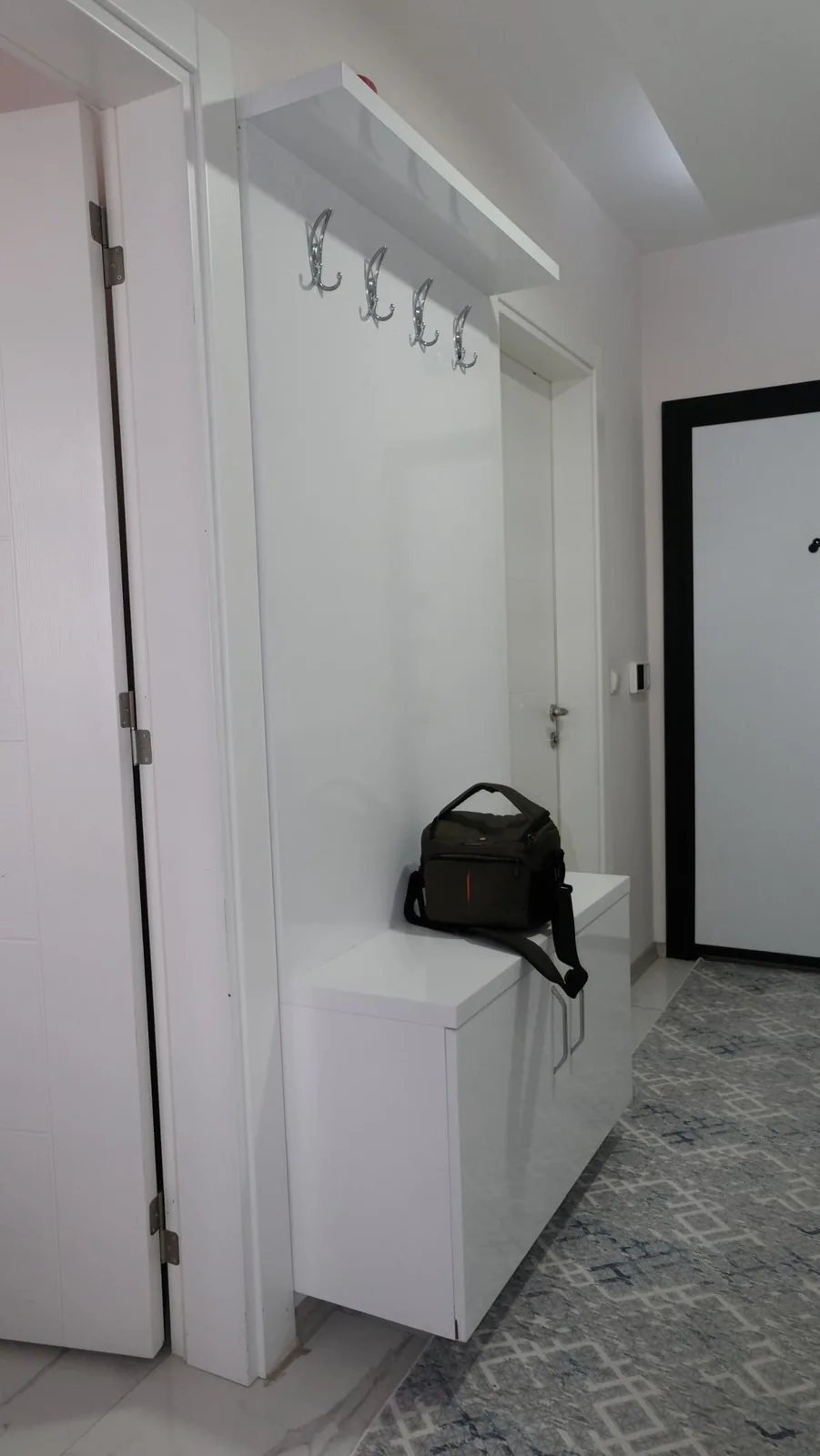 Tabduk Emre Mahallesinde 1+1 Satılık Eşyalı Fırsat Apart
