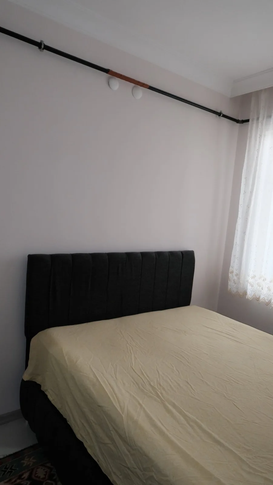 Tabduk Emre Mahallesinde 1+1 Satılık Eşyalı Fırsat Apart