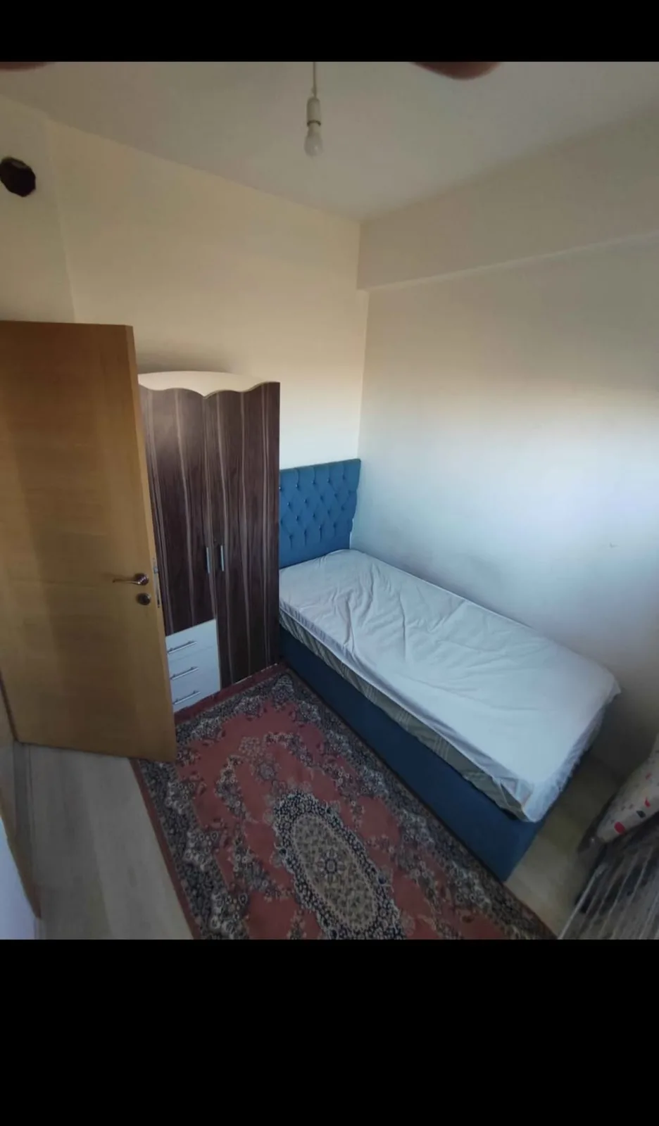 TEKMARSAN YOLU ÜZERİ SATILIK APART