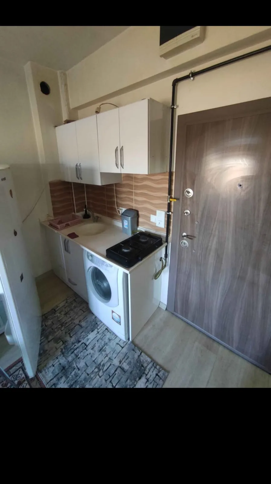 TEKMARSAN YOLU ÜZERİ SATILIK APART